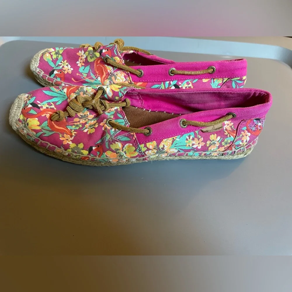 Sperry Pink Floral Espadrilles Women’s 7.5M Flats Loafers. Rubber Soles Slip On